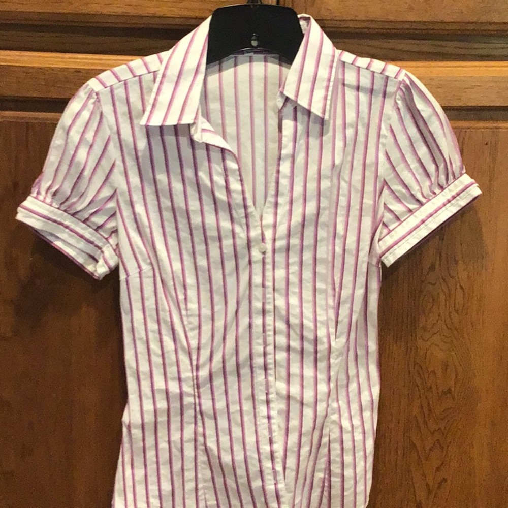 Women’s Express Shirt.